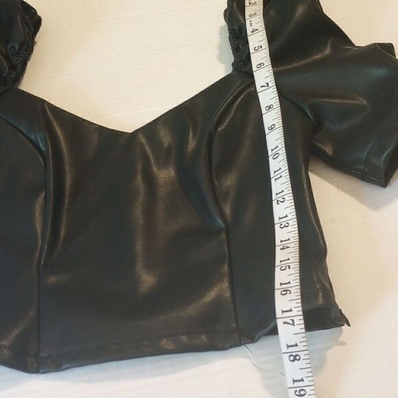 Haute Monde faux leather off shoulder cropped top - Picture 9 of 10